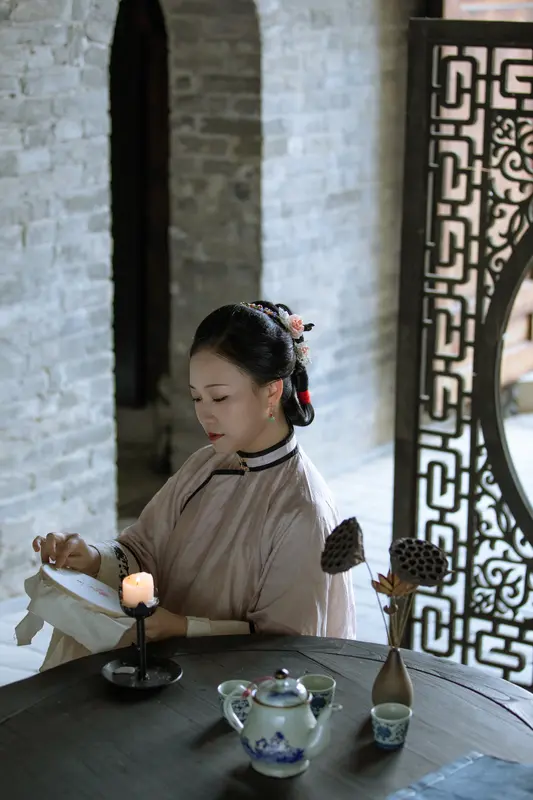 [YITUYU艺图语]2025.02.23 柳稍 真真 - 艺图语